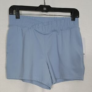 NWT Yogalicious Rain Washed Lux Marina 4" Short Size XS Workout Athleisure
